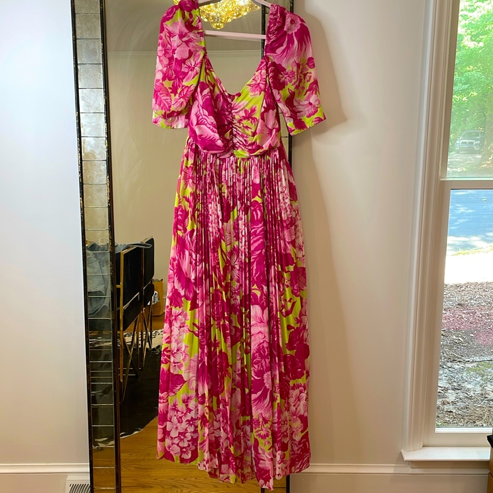 Rococo Sand printed maxi dress ! Ruched bust, pleated skirt